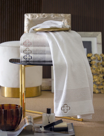 Enjoy a Hotel Towel Set in Your Home