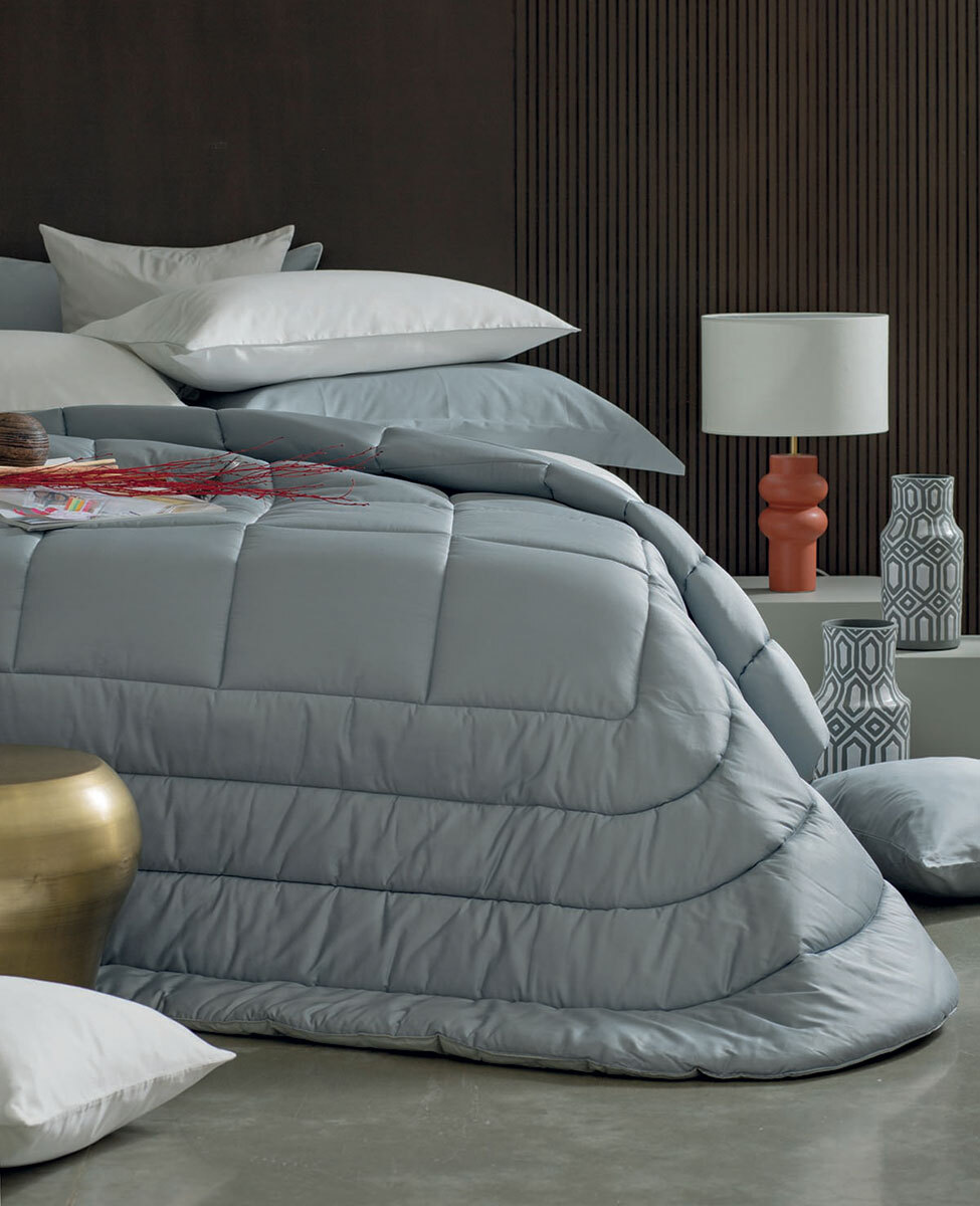 Comforter for single deals bed