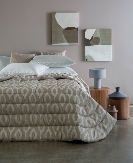 Comforter Gallery double bed