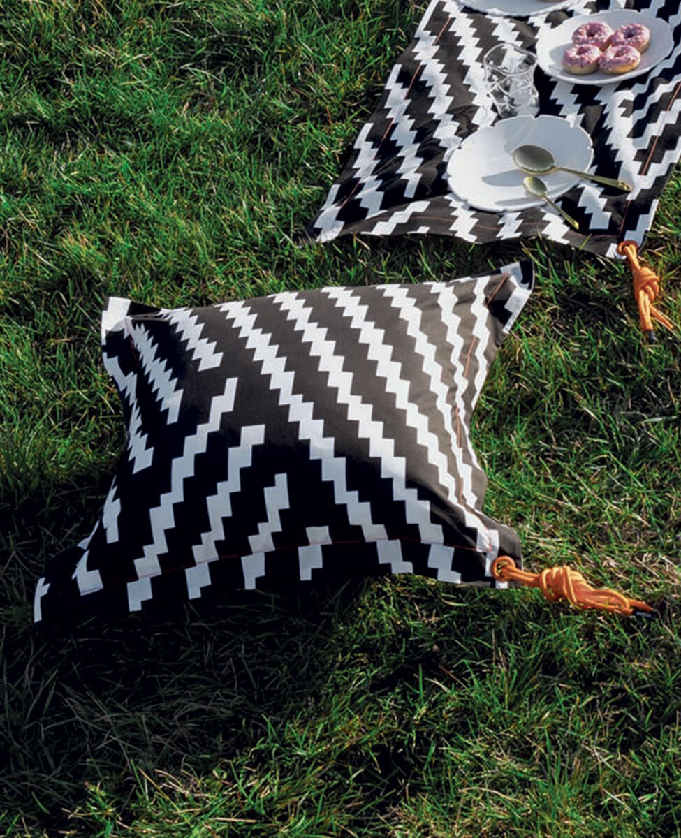 Cushion Zigzag 58x58