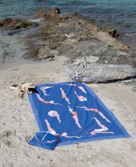 Beach towel Swimming Pool 100x180